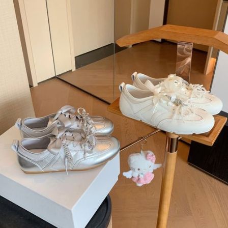 【直播间微瑕疵】葡萄妈Studiolee 售完即止 百搭休闲鞋女