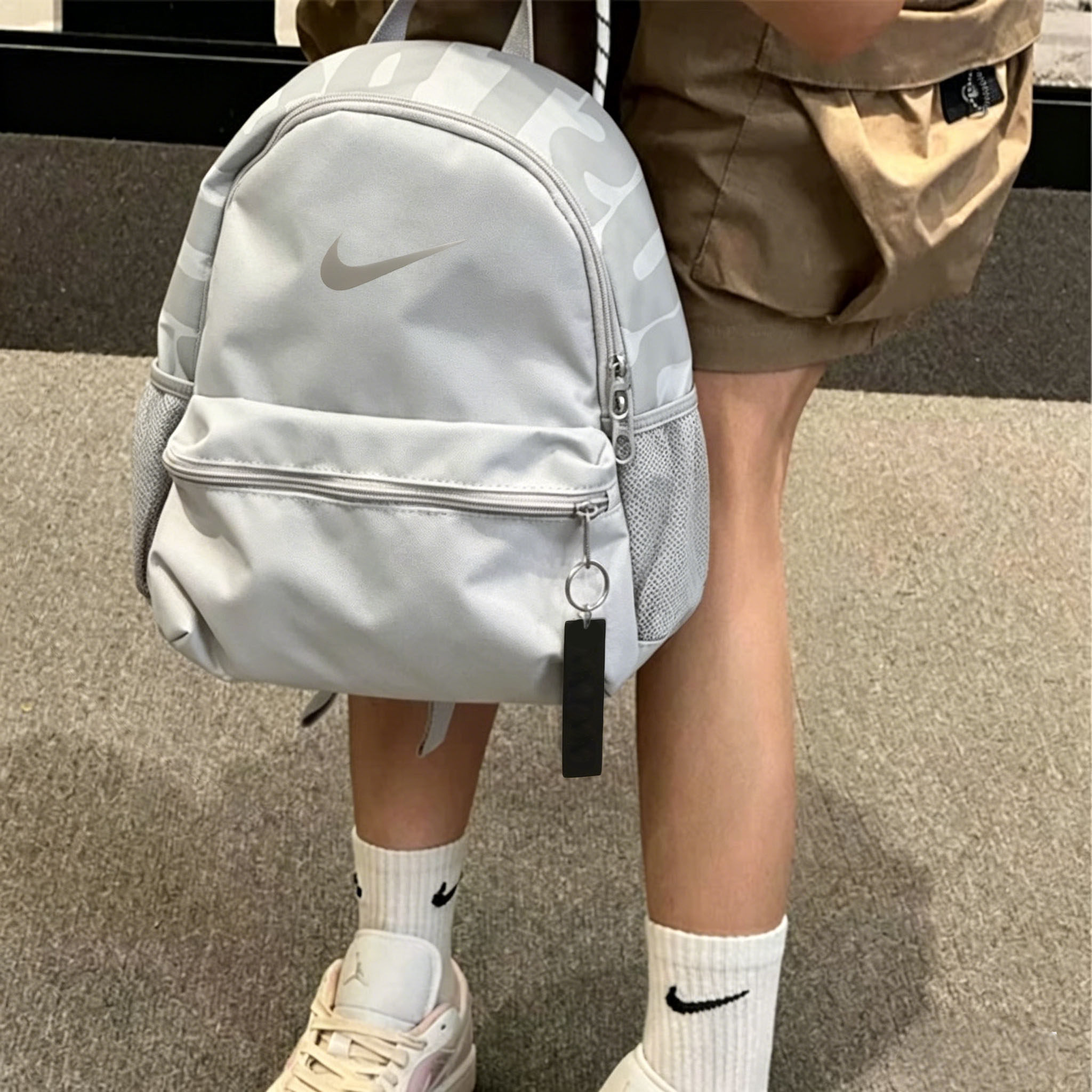 NIKE耐克高颜值双肩包女生大容量轻便旅行小学生背包新款户外书包主图