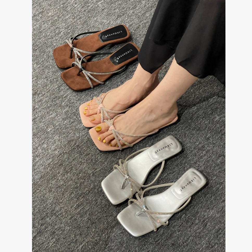4.28+【雪儿上新.不褪不换】有40码钻夹趾法式方头凉拖鞋C174#主图