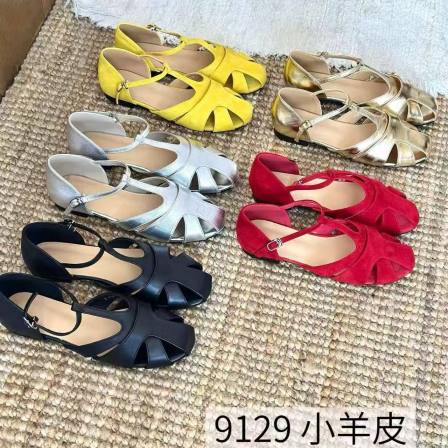 QIQI绮绮家~小羊皮气质镂空T型扣带包头凉鞋女9129【巳蔻SK】#5-1