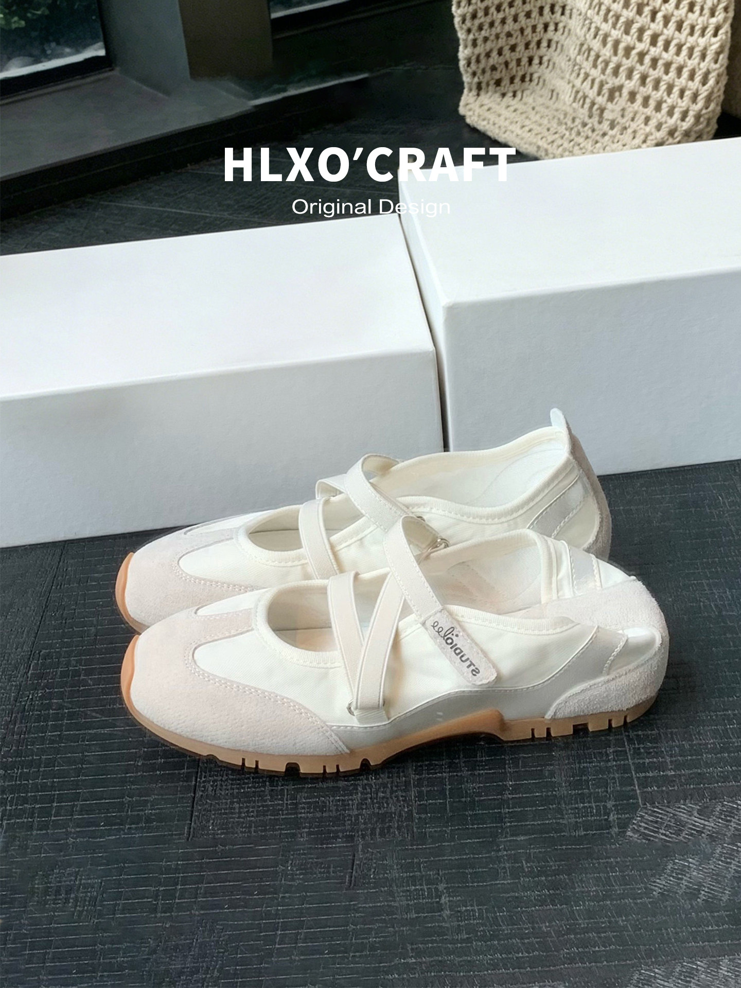 真皮~6cm内增高芭蕾风运动玛丽珍鞋女2026夏新款复古魔术贴德训鞋主图