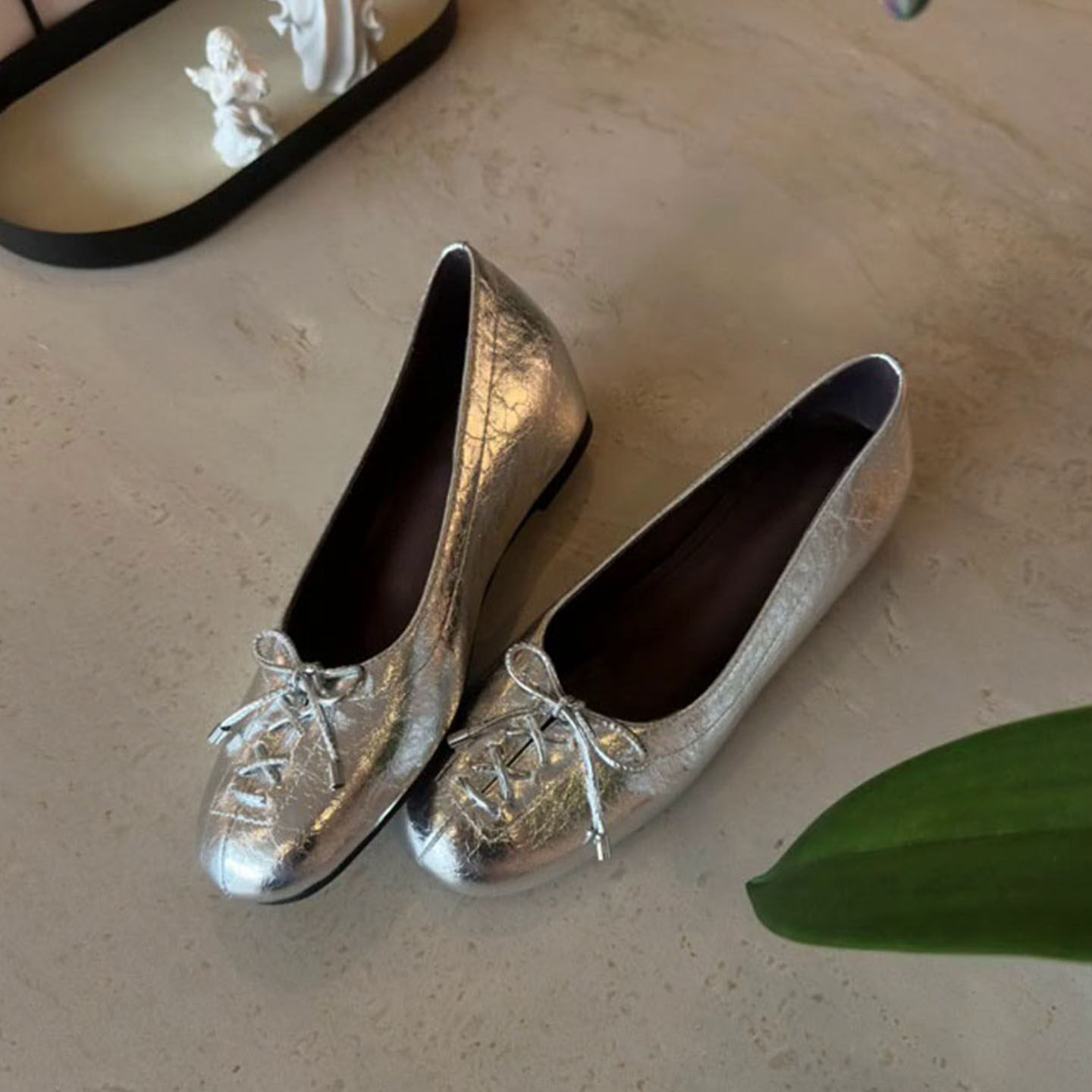羊皮版~法式复古银色蝴蝶结浅口单鞋一脚蹬圆头百搭内增高芭蕾鞋主图
