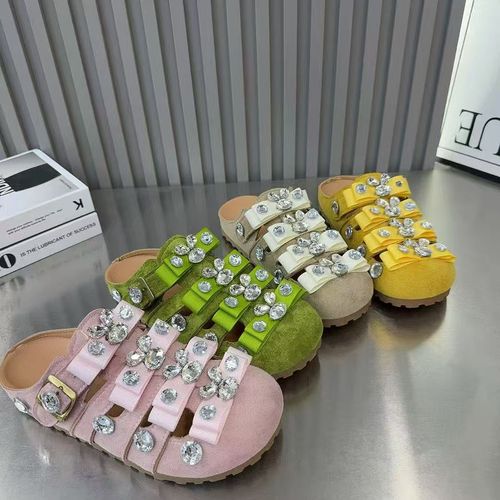 大码女鞋40-43码33088-28韩版潮流时尚卡皮巴拉彩钻包头凉拖鞋主图