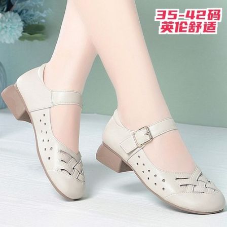 妈妈鞋洞洞凉鞋女夏低跟3cm搭扣玛丽珍镂空单鞋大码女鞋40-41-42