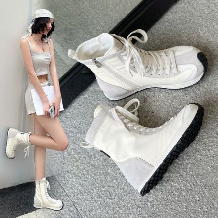 白色靴子女款夏2026新款真皮透气夏季薄款马丁靴配裙子超火短靴女