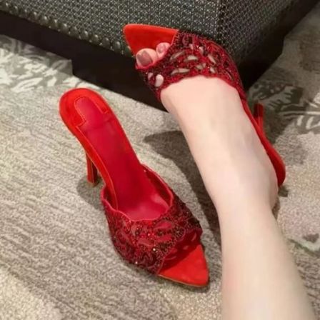 爆款网红名媛风红蓝渐变水钻细跟尖头一字带高跟凉拖鞋女