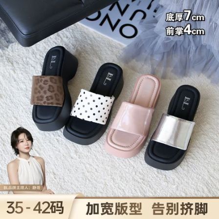 BL静哥加宽大码女鞋K62076一字凉拖鞋女坡跟厚底露趾高跟凉鞋外穿