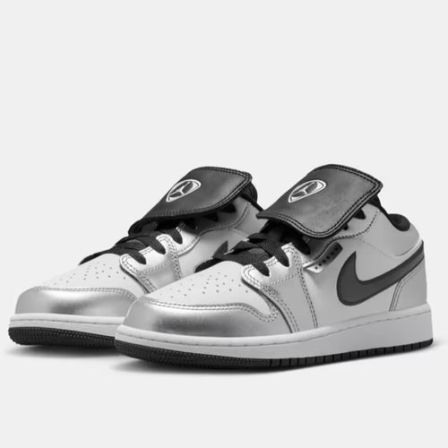【滔搏联动】NIKE耐克女子 AJ1 GS液态银低帮板鞋IR2310-100