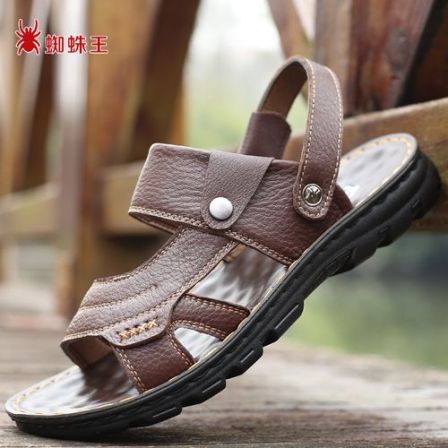 蜘蛛王夏季凉鞋男软底真皮休闲沙滩鞋男外穿防滑两用爸爸凉拖鞋男