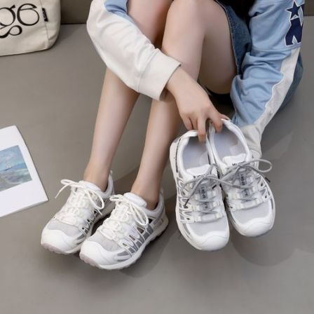 大码女鞋40--43码2026夏季新品时尚百搭经典款单网镂空透气休闲鞋