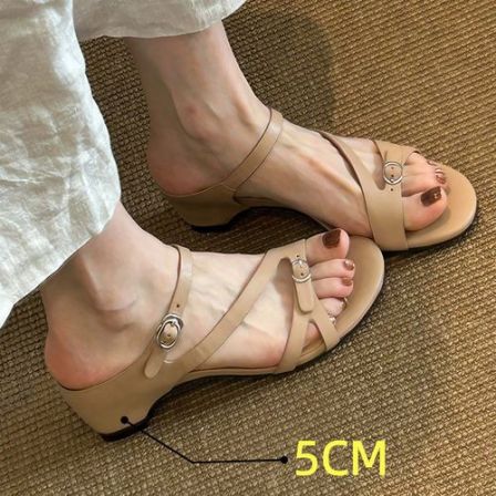 夏季新款内增高方头坡跟凉鞋女外穿露趾凉拖鞋气质通勤高跟鞋女鞋