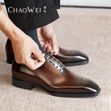 潮味男士2026新款英伦风休闲皮鞋商务正装一片式牛津鞋婚鞋H128