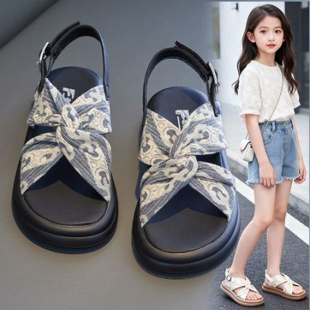 女童凉鞋夏款2026新款国风新中式儿童女孩公主中大童平底沙滩鞋子