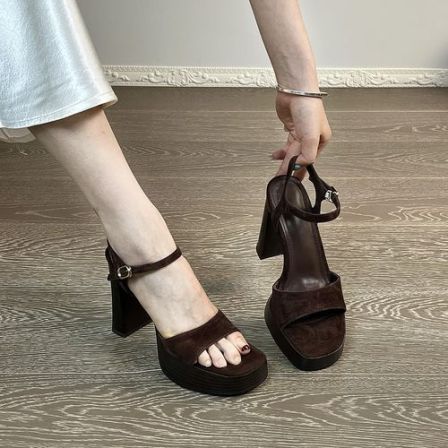 11.5cm时尚防水台露趾凉鞋一字带粗跟高跟鞋法式百搭夏季厚底女鞋