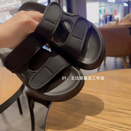 REKAYYAT 夏季时尚简约厚底休闲百搭魔术贴一字凉拖拖鞋主图
