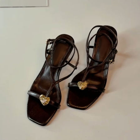 羊皮版~设计感小众绝美优雅气质高跟鞋女夏季新款时尚一字带凉鞋