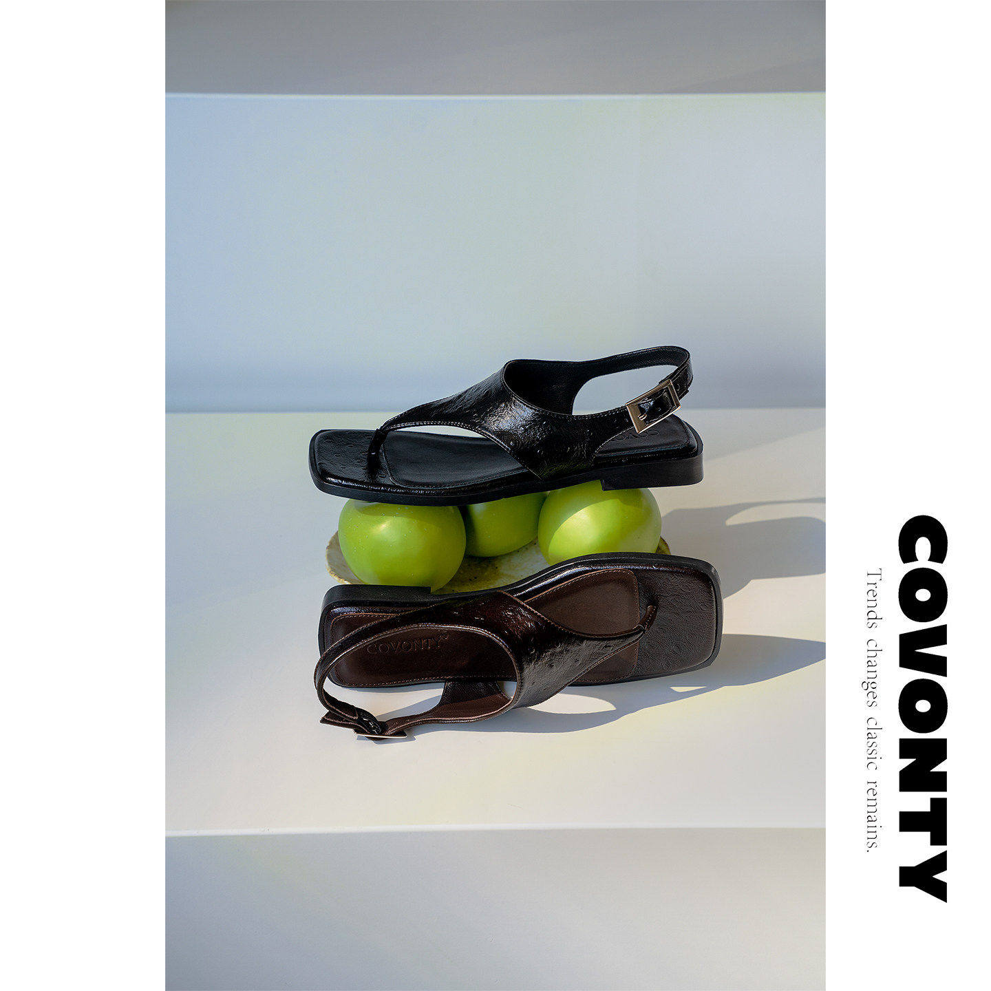 COVONTY【超能小太阳】凉鞋女夏鸵鸟纹真皮夹趾人字拖沙滩鞋主图