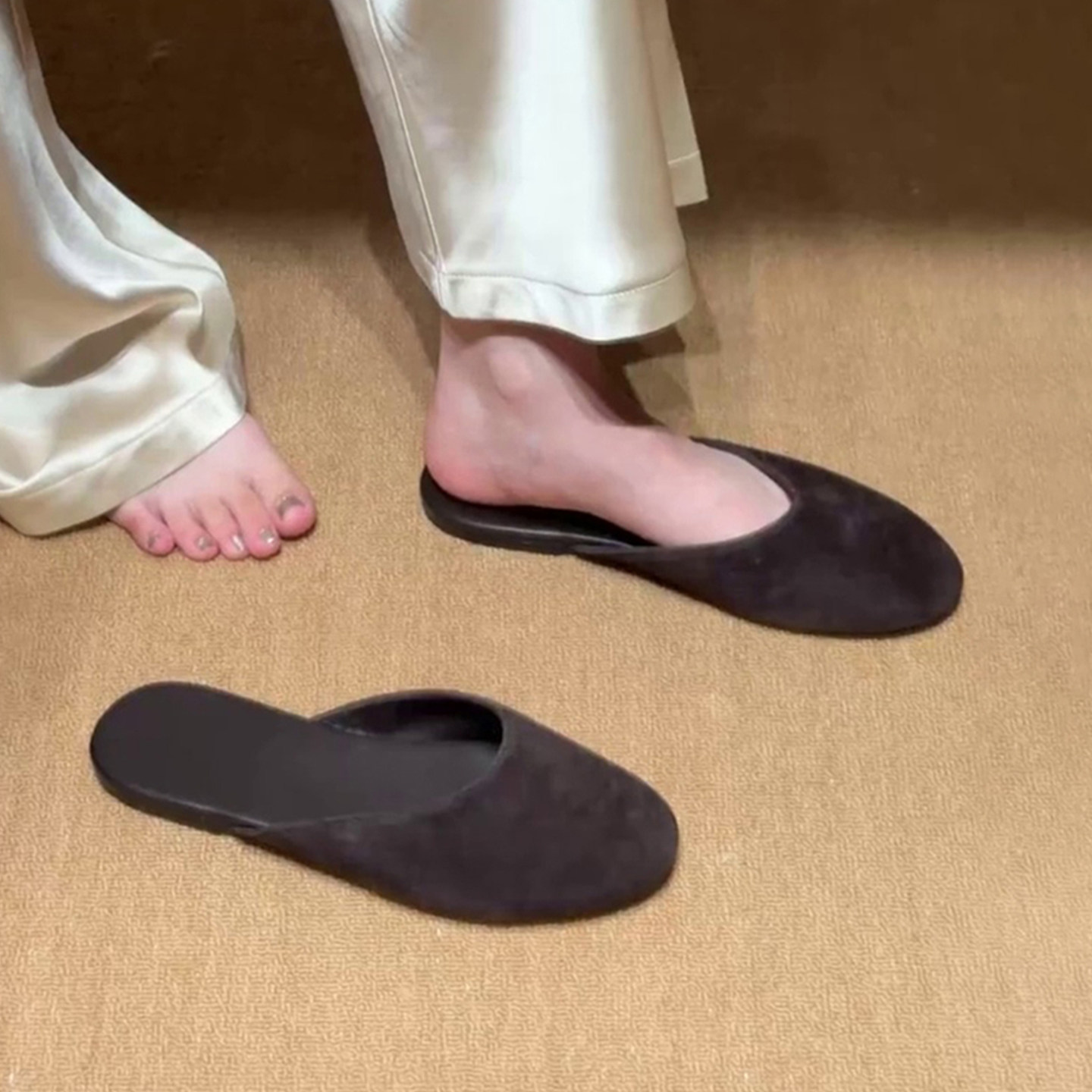 羊皮版~法式极简风平底包头半拖鞋女外穿通勤一脚蹬懒人穆勒凉拖主图