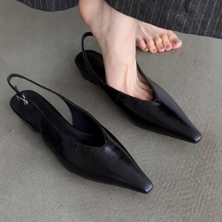 羊皮版~尖头浅口单鞋女低跟百搭简约V口后空气质一字扣带包头凉鞋