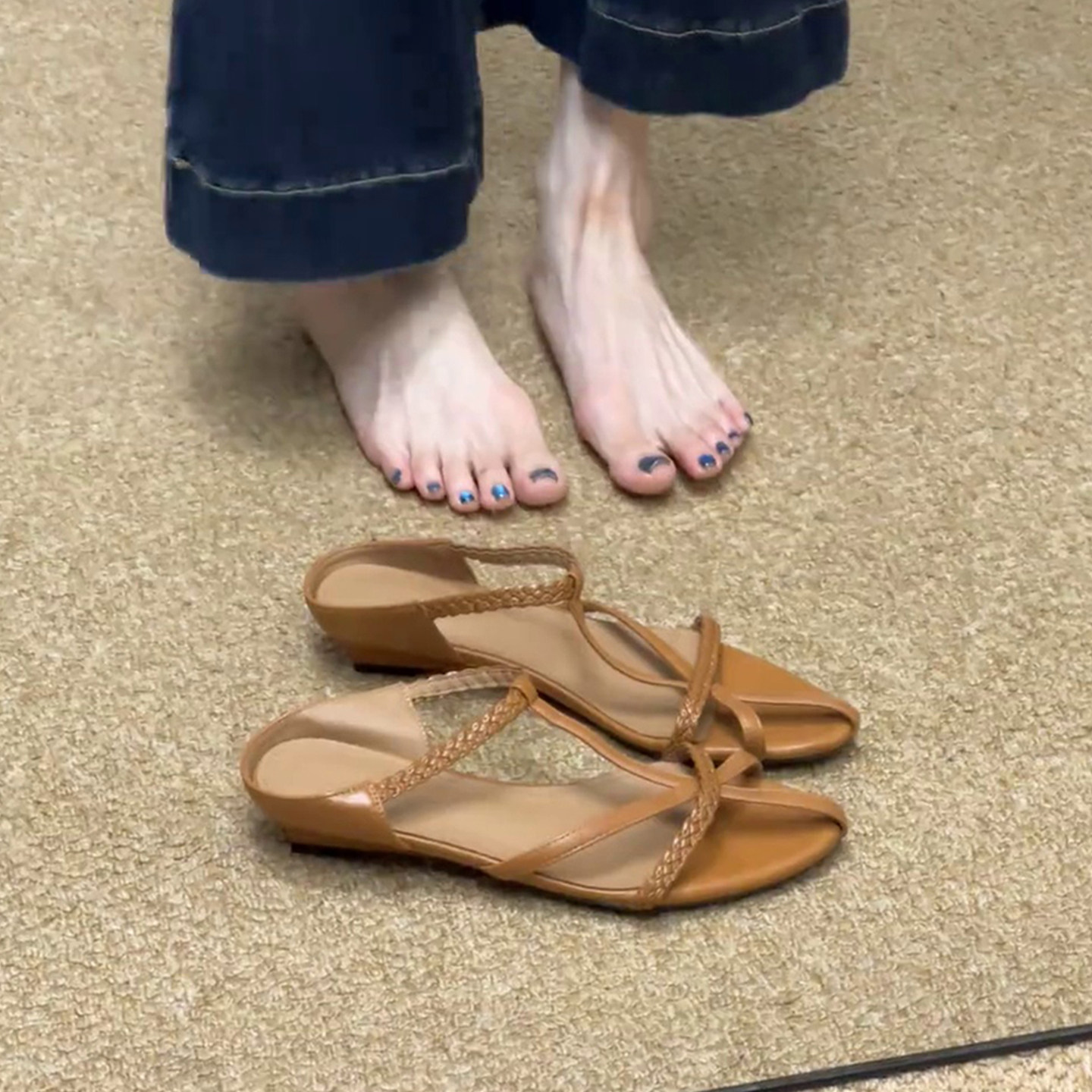 羊皮版~法式编织一字带尖头凉拖鞋低跟气质度假风罗马凉鞋女外穿主图