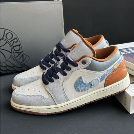 NIKE/耐克男子AJ1牛仔蓝复古缓震低帮拼接运动休闲板鞋 FZ5042041