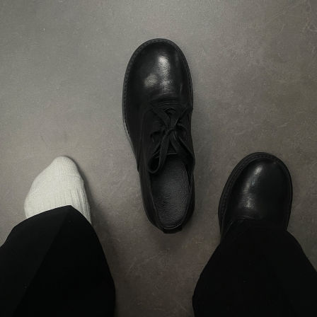 老钱风黑色极简方头皮鞋男士水洗做旧厚底商务通勤正装软面德比鞋