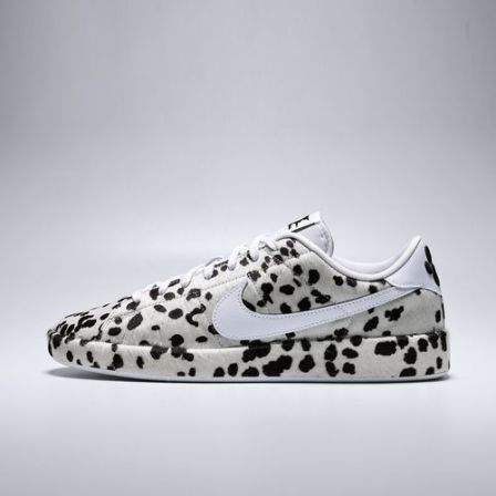 NIKE耐克男子TENNIS CLASSIC CS PRM CHEW DOG休闲鞋JA8560-100