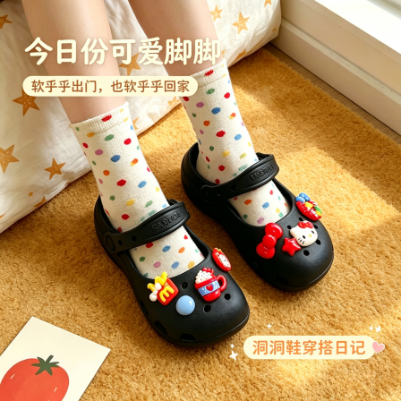 玛丽珍洞洞鞋小女孩2026新款夏季可爱女童百搭芭蕾包头儿童凉拖鞋