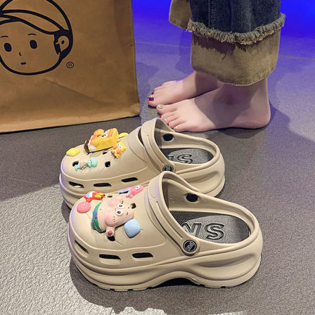 洞洞鞋女款夏季外穿厚底包头凉拖可爱卡通巨好看软底沙滩凉鞋超火