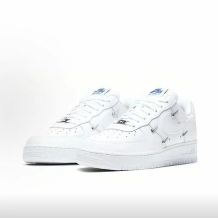 NIKE耐克女子WMNS AIR FORCE 1 07 LX休闲鞋CT1990-100