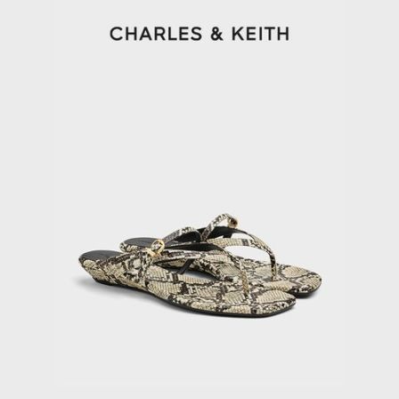 CHARLES & KEITH26秋季新品时尚方头低跟夹趾凉拖鞋CK1-80920038