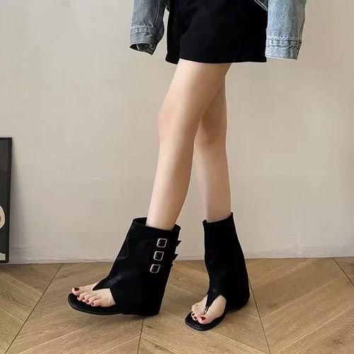 Wu11家夹趾凉靴女2025年夏季新款凉鞋皮带扣套筒凉鞋T62609主图