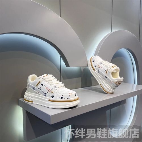 欧洲站男鞋夏季新款透气小众原创休闲板鞋青少年百搭运动低帮潮鞋主图