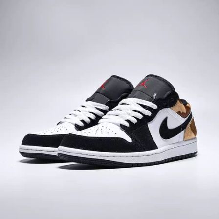 NIKE/耐克官方正品 AJ1男子经典低帮时尚运动休闲鞋 IX8740-101 