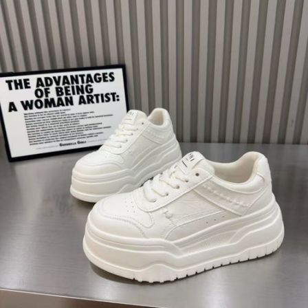 四季爆款厚底增高流行舒适轻便高档时尚百搭休闲洋气设计感小白鞋