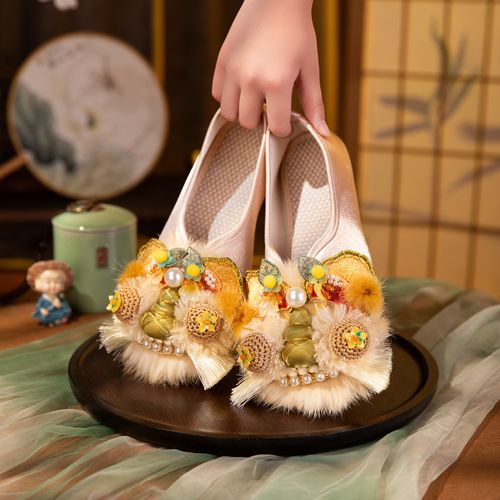 舞绣缘【婉晴单】新中式国风绣花手工虎头单鞋女成人平底浅口搭配主图