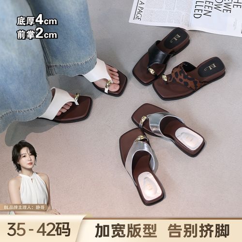 BL静哥加宽大码女鞋P62115复古休闲度假风夹趾坡跟增高一字拖凉拖主图