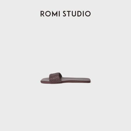 ROMI STUDIO纯手工编织小羊皮拖鞋酒红一字平底凉拖RWDRP35326