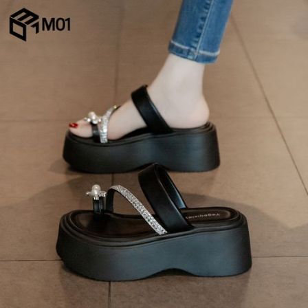 M01厚底增高跟套趾凉拖鞋女夏外穿2026配裙子海边沙滩一字拖凉鞋
