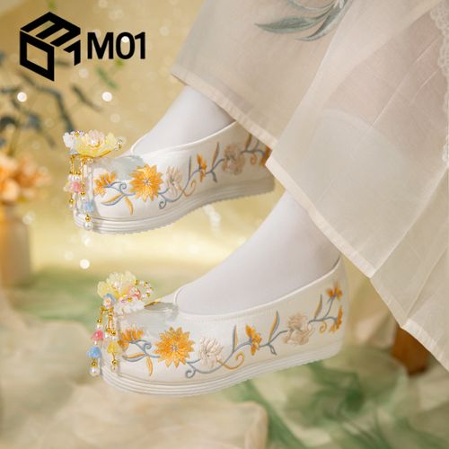 M01古风汉服鞋子增高珍珠流苏翘头履弓鞋明制配马面古装绣花鞋子主图