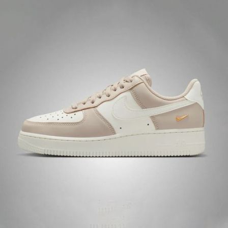 【滔搏联动】耐克W AIR FORCE 1 '07 LOW CRSNT休闲鞋IV5197-200
