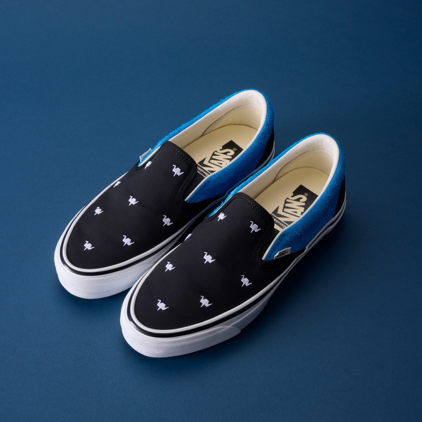现货授权Liberaiders x VANS Slip On Old Skool联名休闲板鞋26SS主图