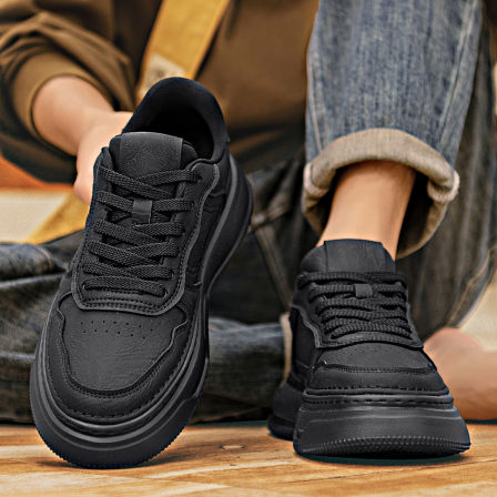 黑色鞋子男鞋2026新款秋季爆款男士休闲板鞋百搭软底上班通勤皮鞋