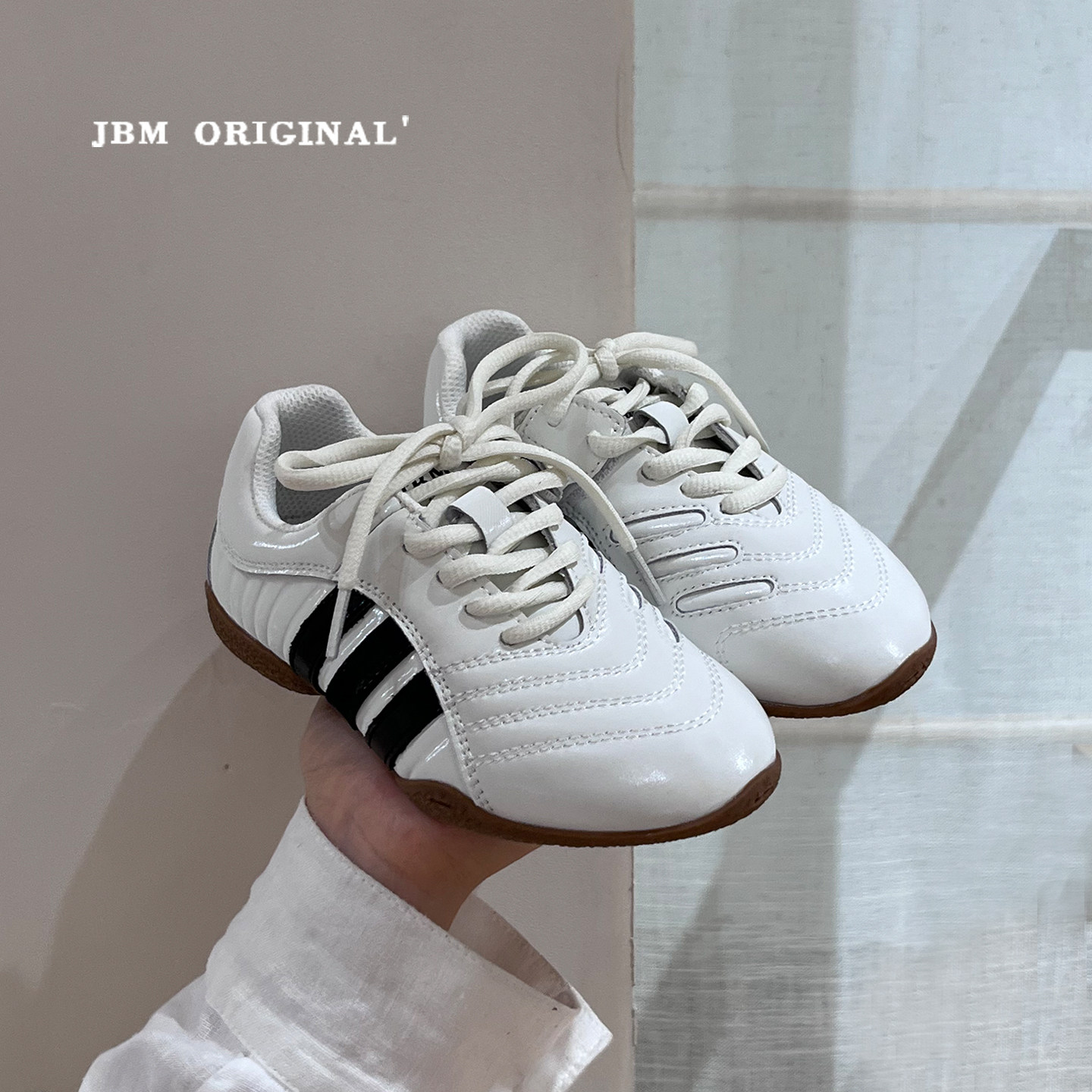 JBM 秋季儿童赛车芭蕾德迅鞋2026新款男女童休闲简约小白鞋运动鞋主图