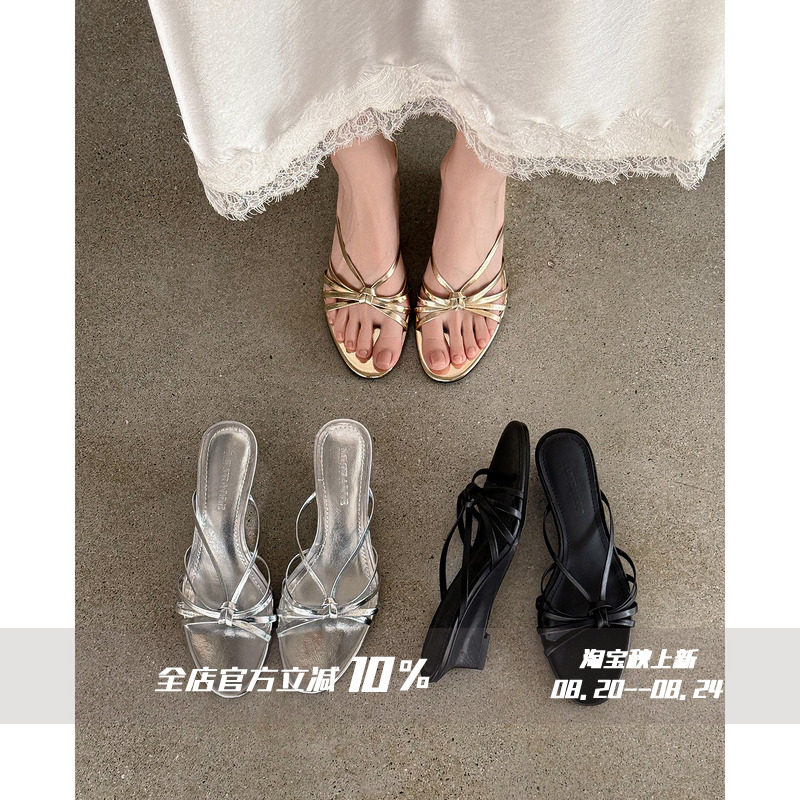 FairyWink 巴黎少女～！坡跟一字拖圆头露趾细带银色凉拖鞋女夏季主图
