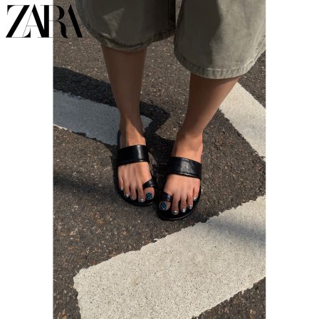 ZARA2026夏季新品 女鞋 夹脚拉带皮革圆头平底凉鞋 1601810 800