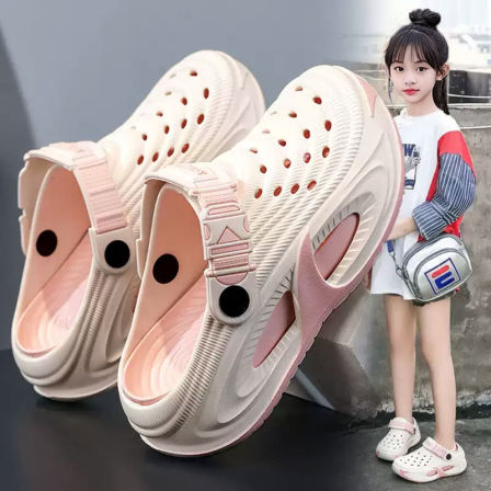 儿童拖鞋女童2026新款夏季软底防滑凉拖踩屎感两穿公主洞洞沙滩鞋