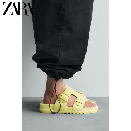 ZARA2026夏季新品 男鞋 压胶饰层双细带搭扣沙滩凉鞋 2716720 250