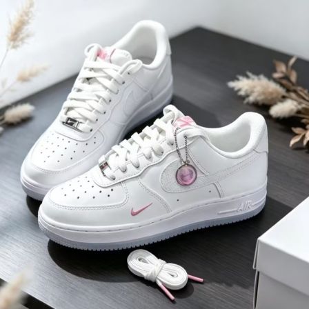 NIKE女子空军一号七夕双钩豹纹 纯白板鞋IV4453-100