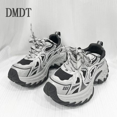 【DMDT】2026秋季新品“行歌”透气网拼色系带时尚女百搭休闲鞋9-6215